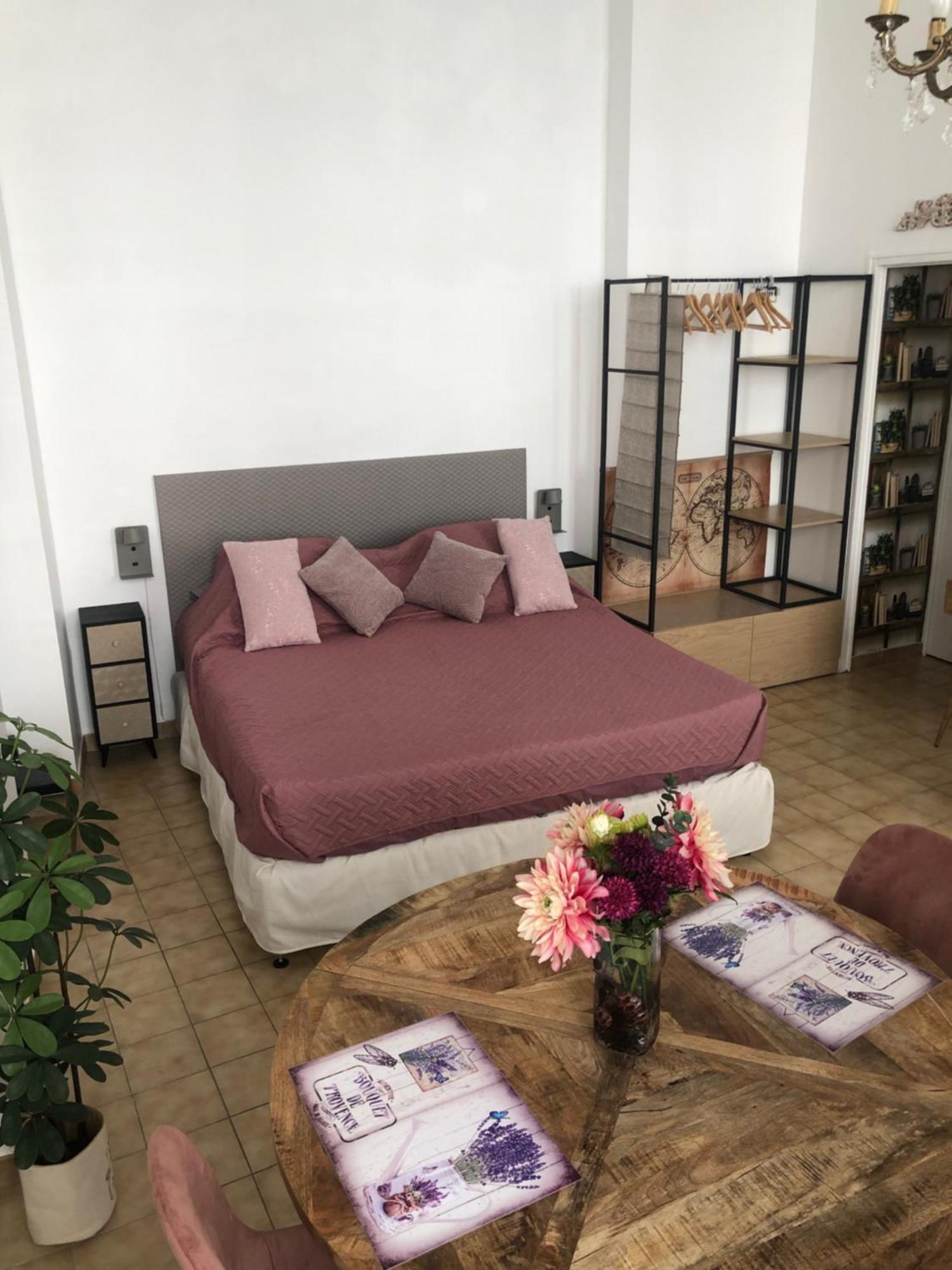 Studio Au Coeur D'Avignon Intra-Muros Buitenkant foto